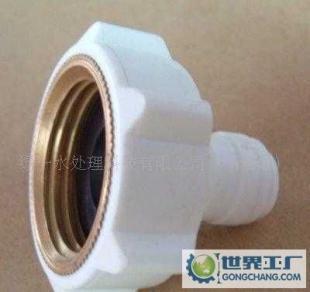 净水器及制冰机快速接头 高效连接的核心部件解析